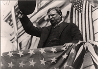 1912_TheodoreRoosevelt_WavingHat.png