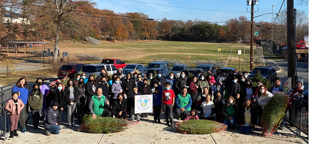 Photo of members of Maryland’s Coastal Program (CCS, NOAA) and Defensores de la Cuenca