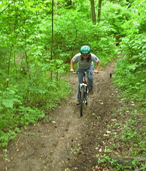 Mountain biker in Tuckahoe State Park